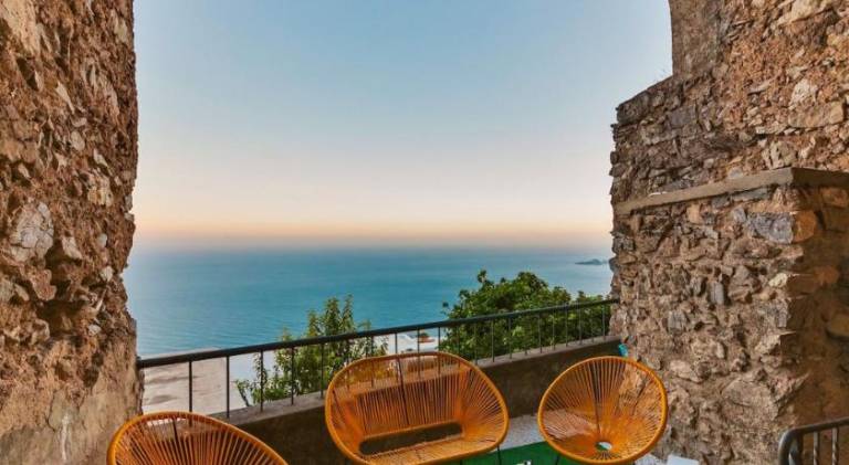 Vacation home with 1 room for 4 persons in Agerola