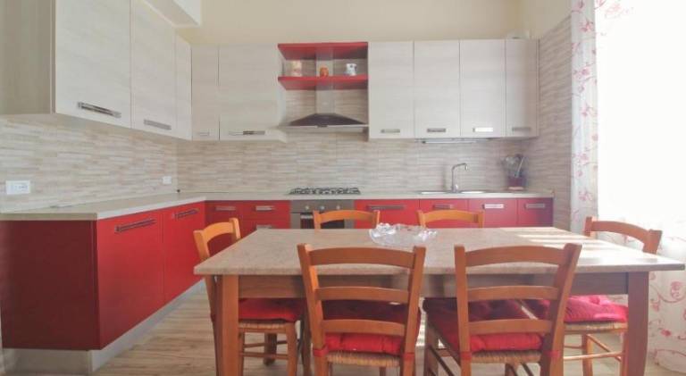 Holiday apartment with 3 rooms for 6 persons — photo 4