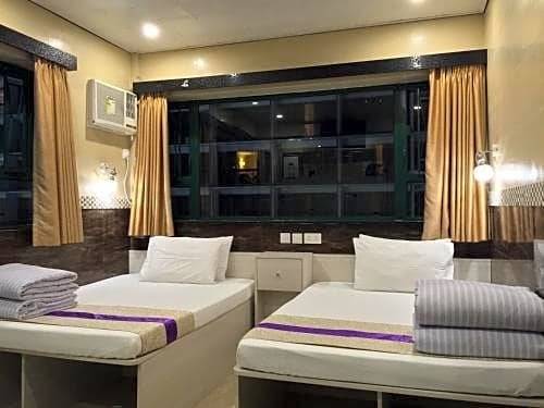 Riad Kowloon