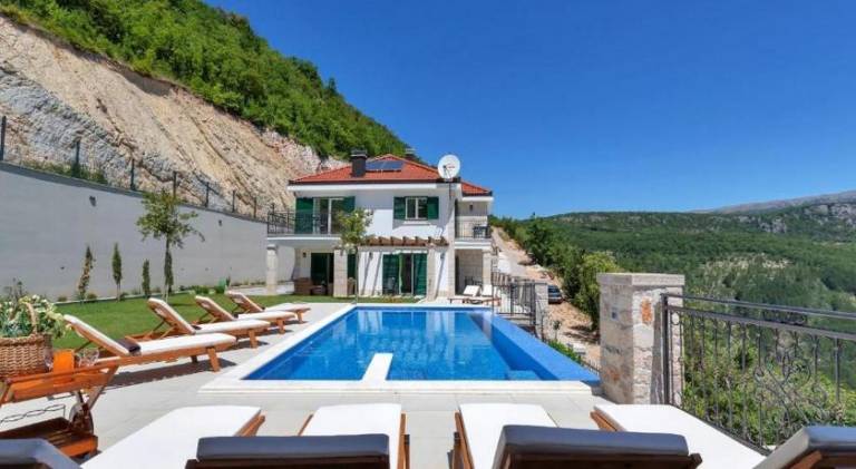 Vila Buško jezero