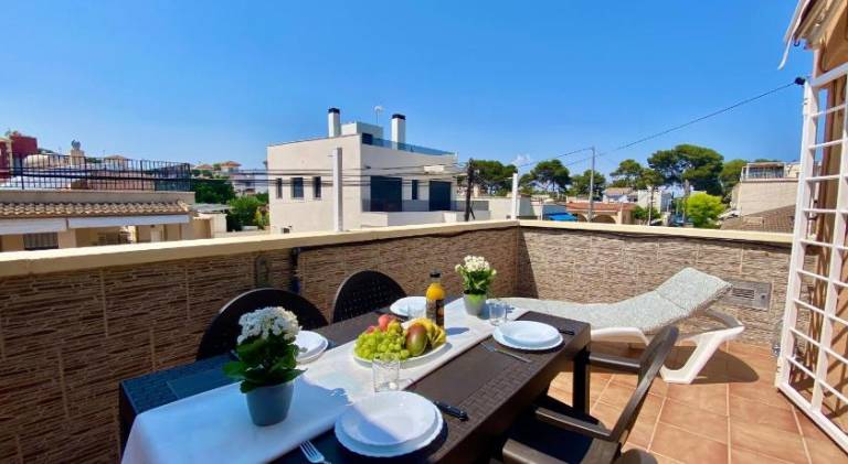 Vacation home with grill & terrace | Good for workation — photo 3