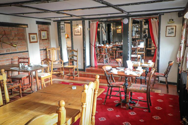 Queens Head Inn — photo 4