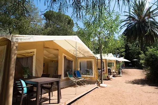 28 M² Bungalow ∙ 2 Habitaciones ∙ 5 Huéspedes - Porto Azzurro