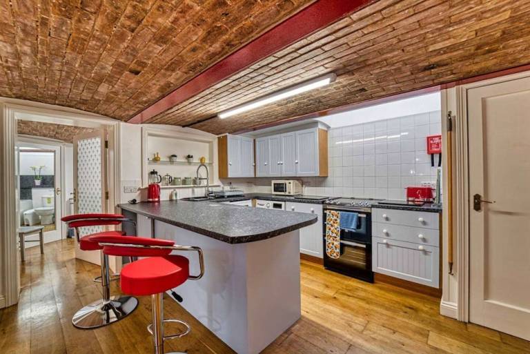 Apartment  Worcester
