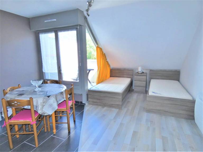 Residence Le Chateau Durieux 2 - Studio close to shops! in Aix-les-Bains
