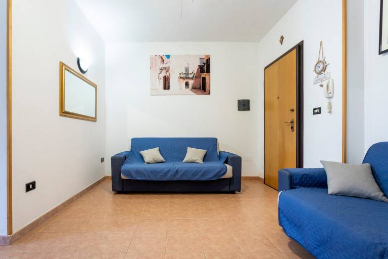 Holiday apartment with patio — photo 3