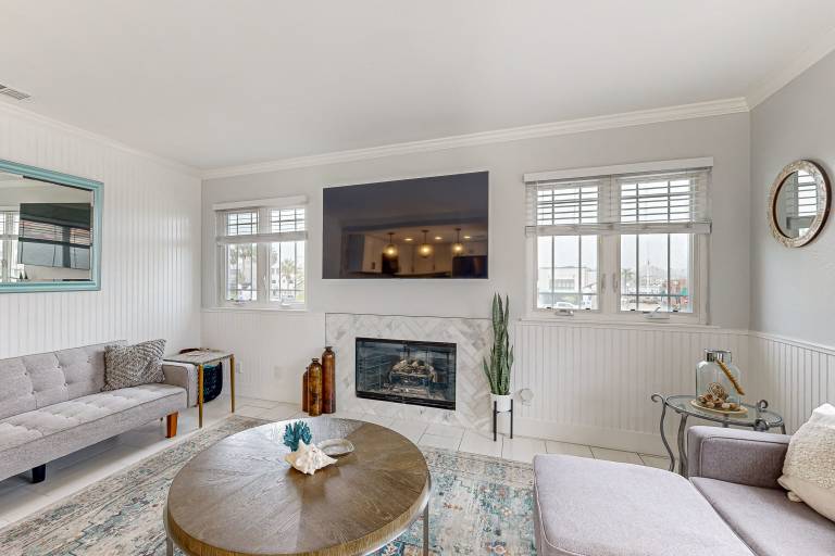 Apartment Newport Beach