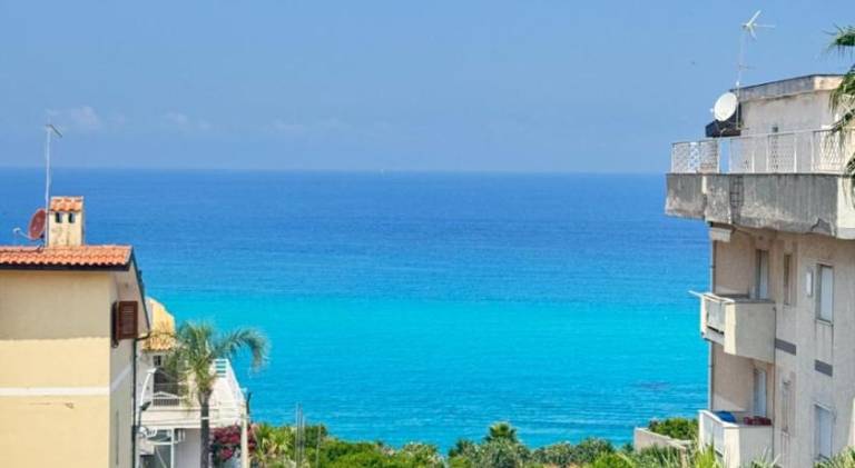 Apartment with 1 room for 3 persons in Tropea