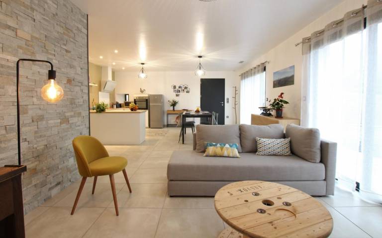 Fully equipped gite with patio, garden & barbecue | Dogs allowed — photo 2
