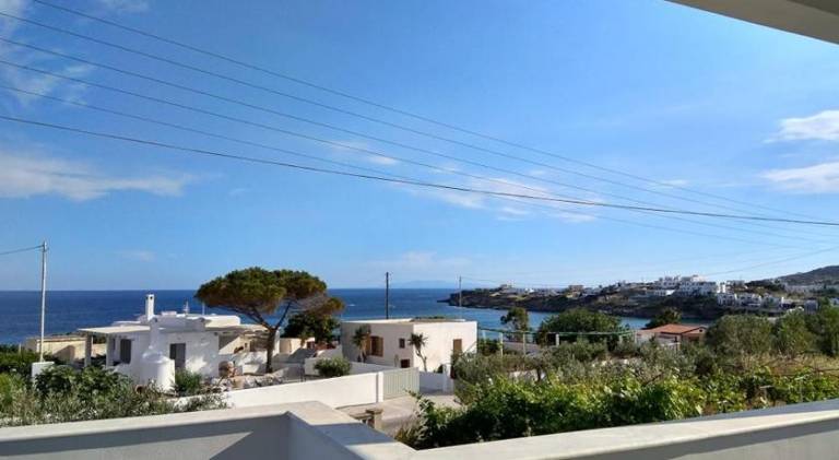 Vacation home | Pets allowed in Syros