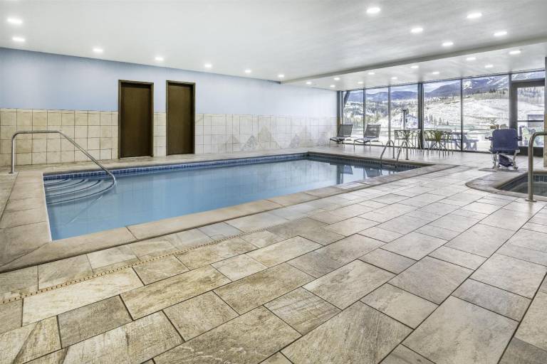 Hampton Inn & Suites Silverthorne — photo 5