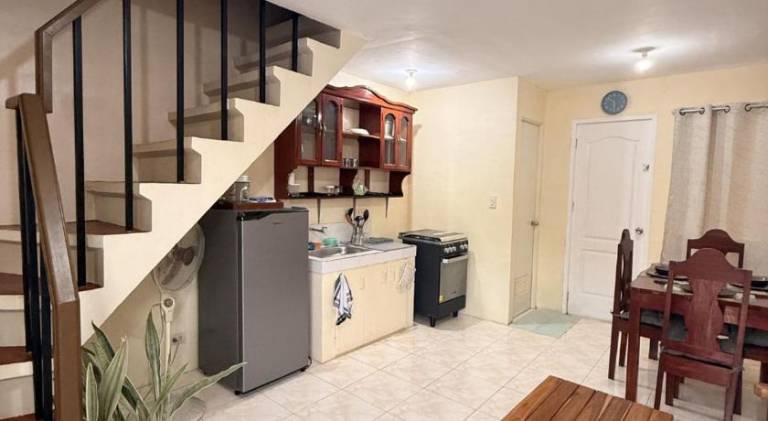 Apartment with pool — photo 3