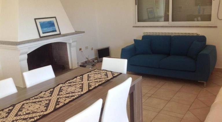 Apartment with barbeque, garden & patio in Siniscola