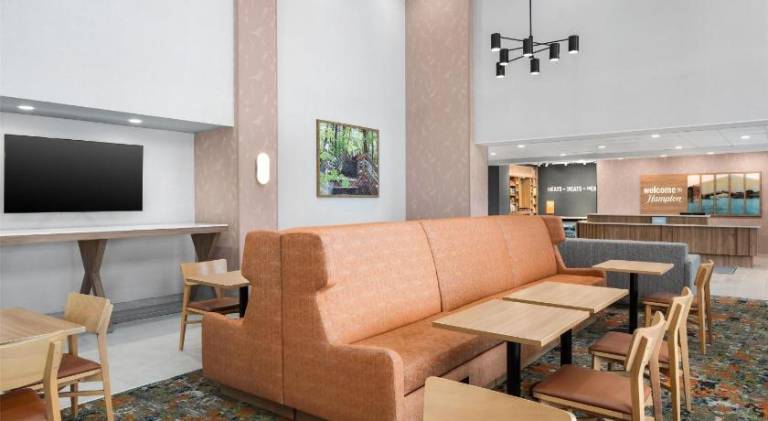 Hampton Inn & Suites by Hilton Alpena — photo 3