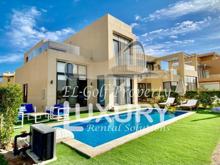 Villa with garden, pool & barbecue | Water view | Pets allowed in Hurghada