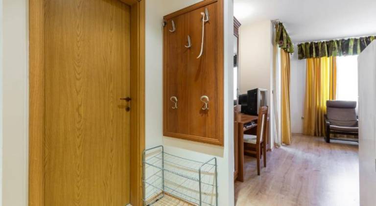 Holiday apartment with pool in Sunny beach