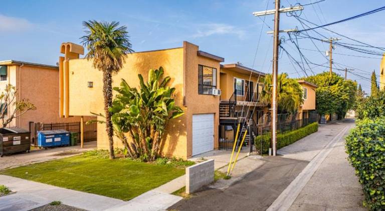 Rental apartment with 1 room for 3 persons in Marina, CA