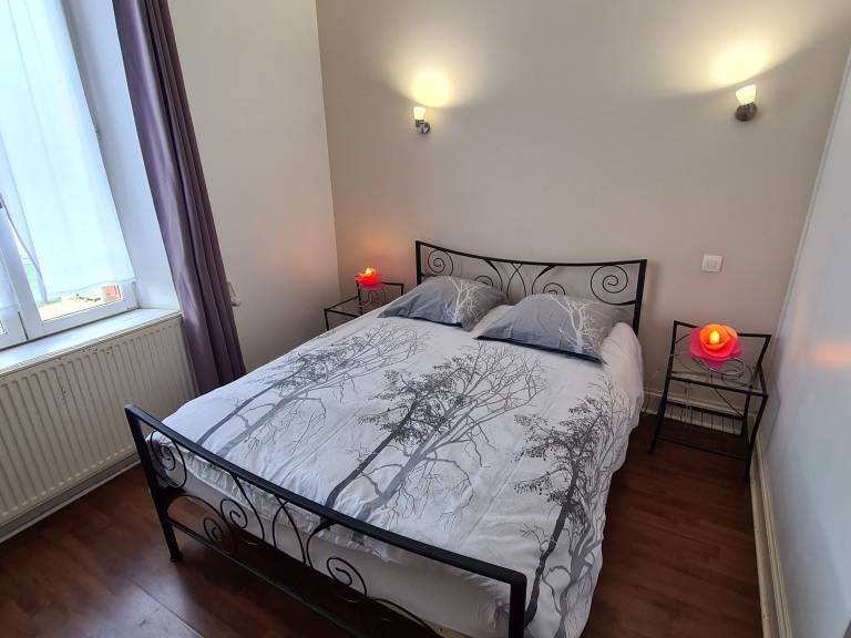 Holiday apartment with garden — photo 4