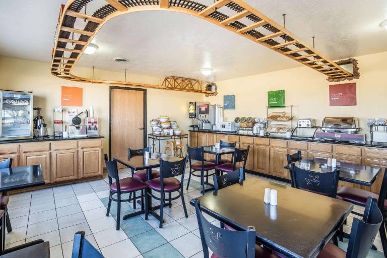 Quality Inn & Suites Fillmore I-15 — photo 5