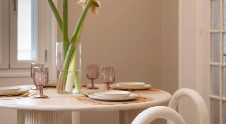 Apartment with terrace in Athens