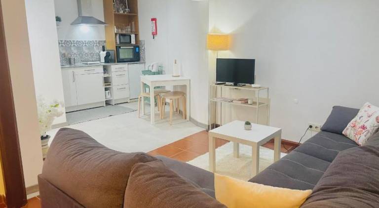 Rental apartment with pool — photo 2
