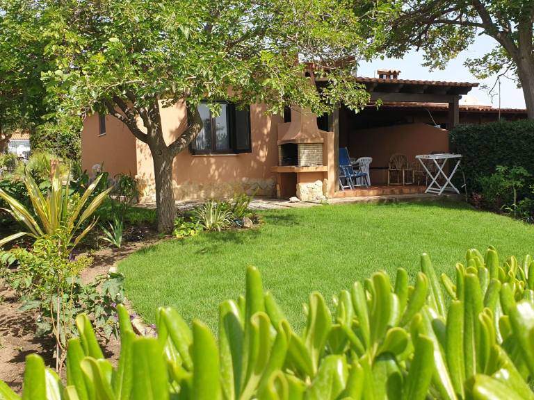 Holiday apartment with terrace, garden & barbecue | Nature view — photo 2