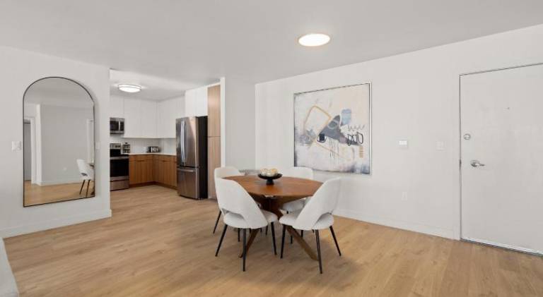 Holiday apartment with hot tub & pool — photo 4
