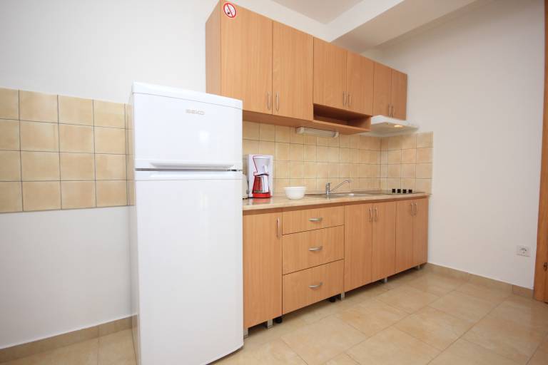 Holiday apartment with barbecue, patio & garden — photo 5