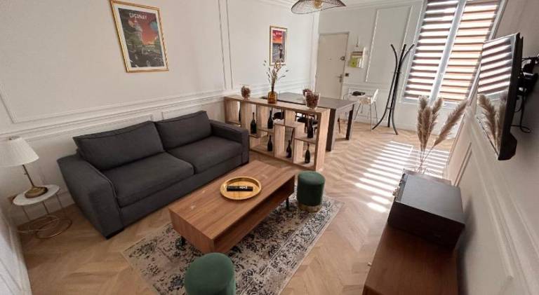 Holiday apartment with 1 room for 2 persons in Epernay
