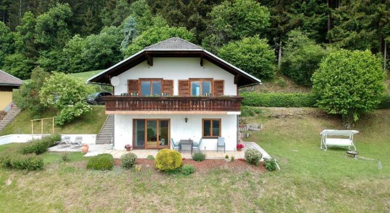Vacation home with terrace & jacuzzi | Perfect for remote work | Pets allowed — photo 3