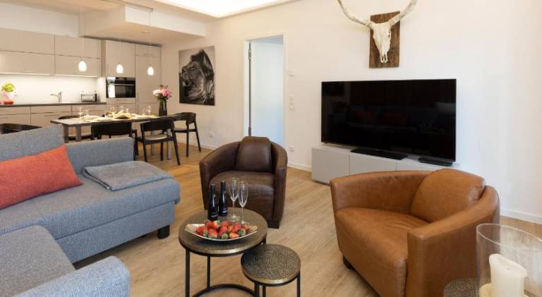 Safari Lodge Prora - mit Sauna und direktem Strandzugang in Binz
