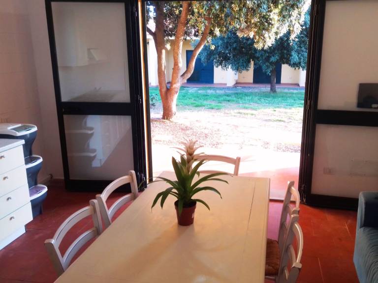 Child-friendly apartment with barbeque, garden & pool | Nature view | Pets are welcome in Oristano