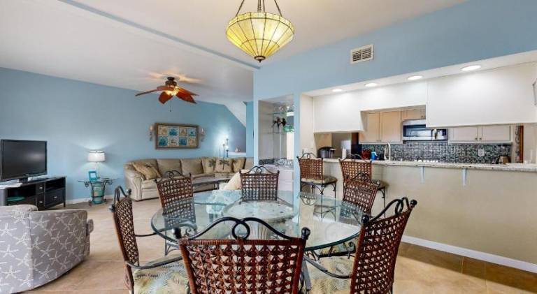 Charming vacation home with pool | Next to the beach | Pets are welcome — photo 5