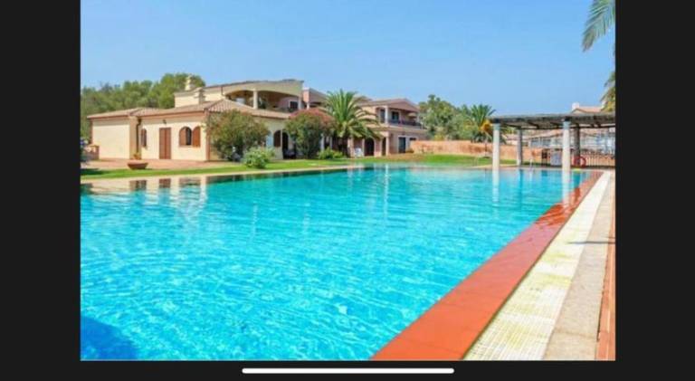 Rental apartment with pool in Arzachena