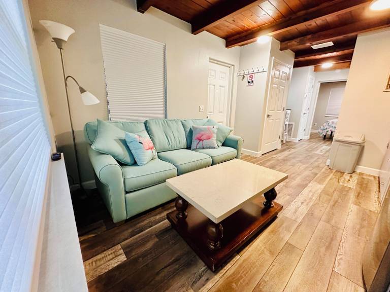 Cabin Tavares