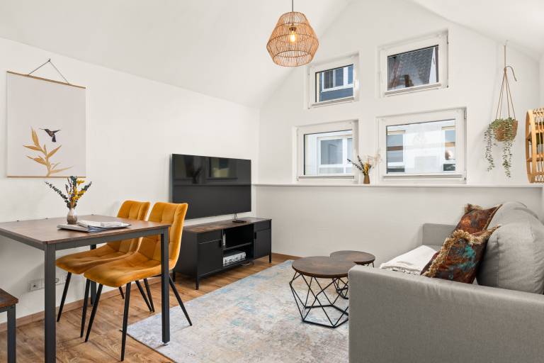 Kolibri Design Maisonette Switch & Streaming