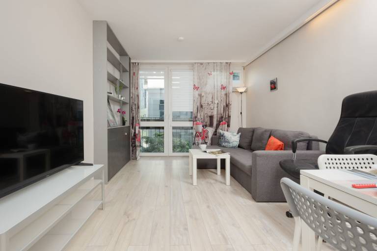 Family-oriented rental apartment | Near Palace of Culture and Science | Pets allowed — photo 3