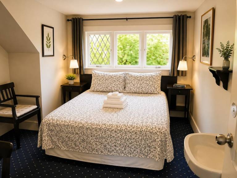 B&B with garden | City view