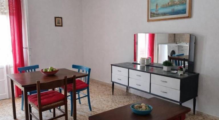 Apartment with 2 rooms for 4 persons — photo 5
