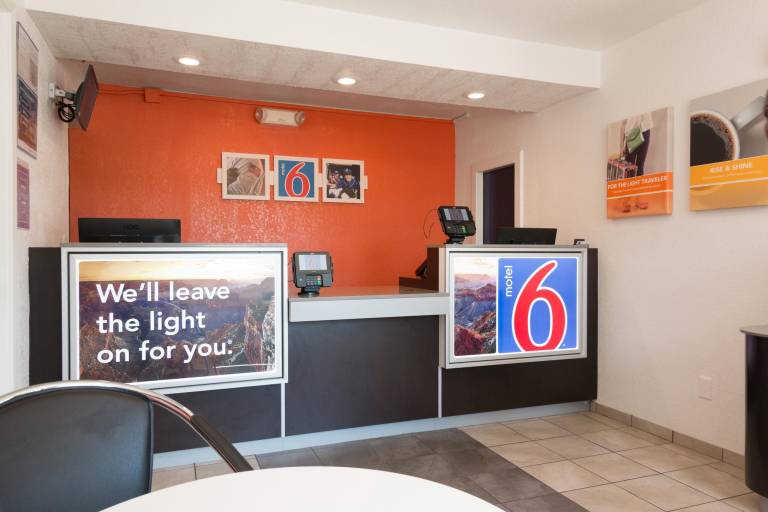 Motel 6 Longview, TX — photo 5