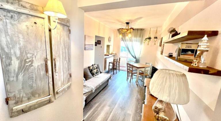 Holiday apartment with 1 room for 5 persons in Forte dei Marmi