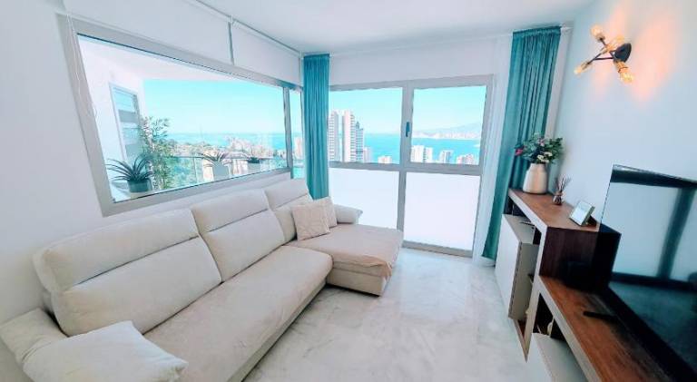Rental apartment with private pool & terrace in Benidorm