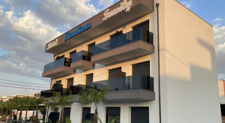 Wonderful serviced apartment with patio & yard | Pet-friendly in Kas