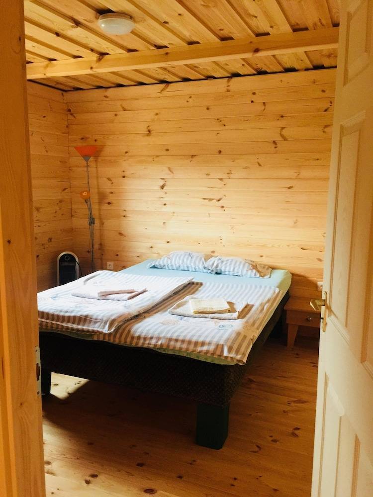ház  Velemér