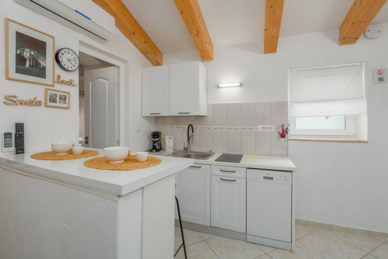 Studio flat with balcony Rovinjsko Selo, Rovinj (AS-14514-a) — photo 5