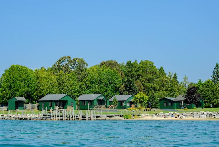 Cabin  Hessel