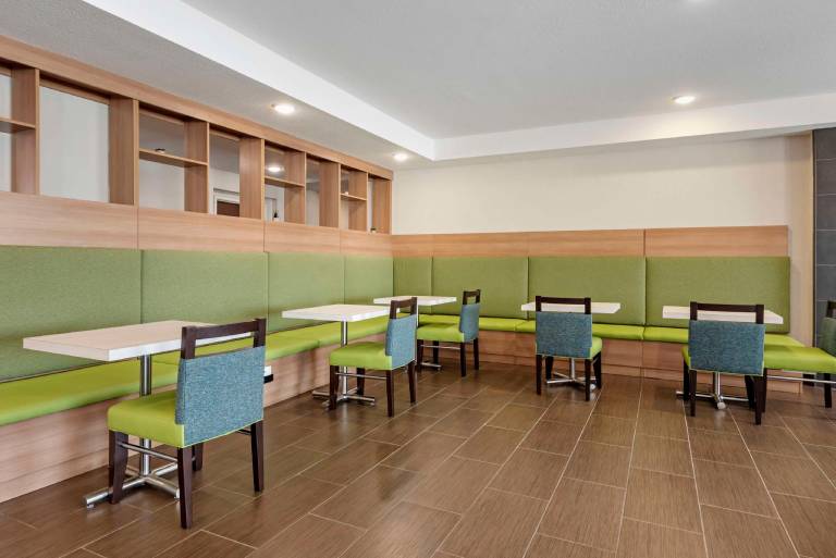 Best Western Limon — photo 5