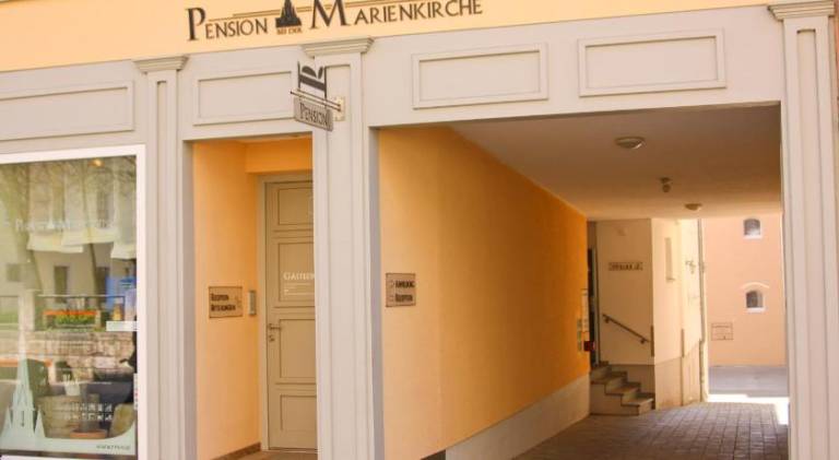 Pension bei der Marienkirche — photo 2