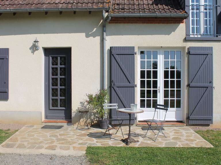 Charming 4-bed Cottage in Berry, Garden, Bikes, Near Historic Sites & River, Sleeps 12 — photo 3