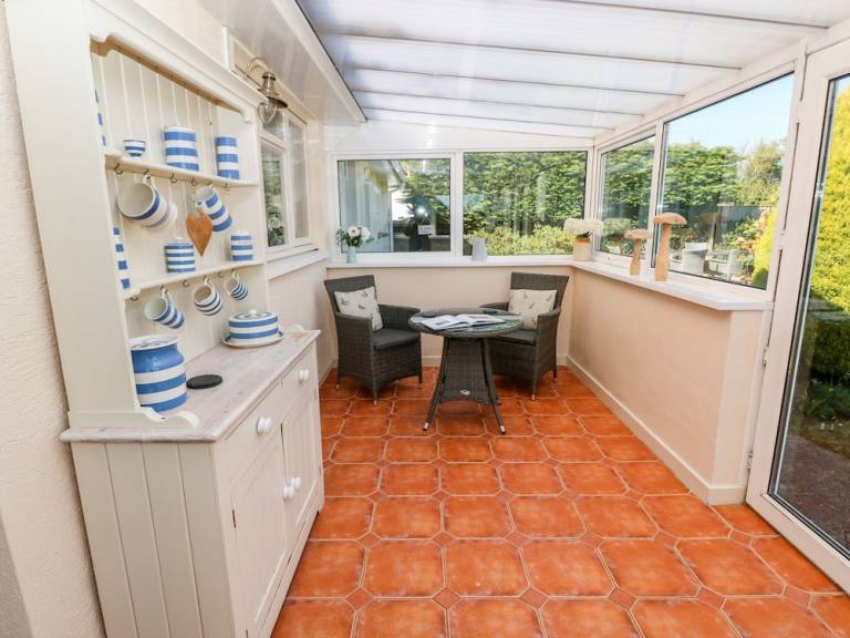 Cottage  Marloes
